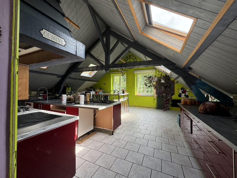 Maison - 426 m² - 11 pièces