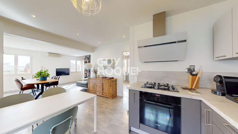 Maison - 115 m² - 6 pièces