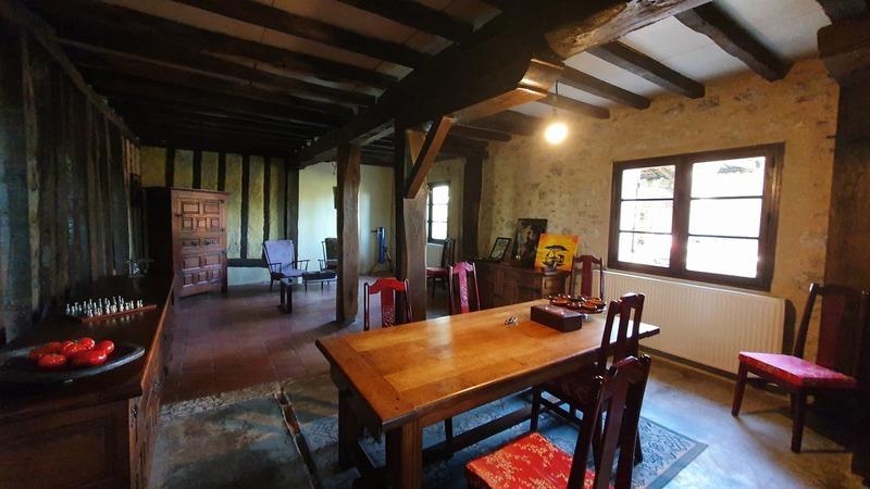 Maison traditionnelle - 130 m² - 4 pièces