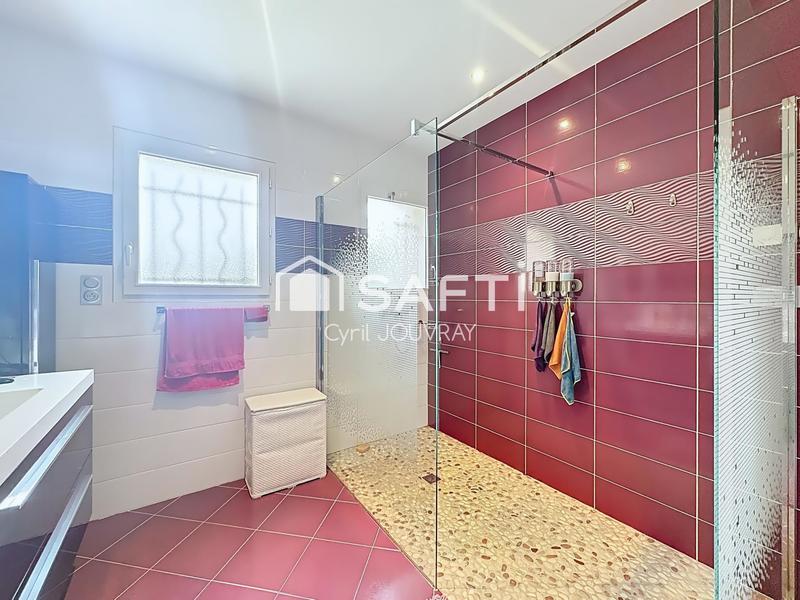 Villa - 185 m² - 6 pièces