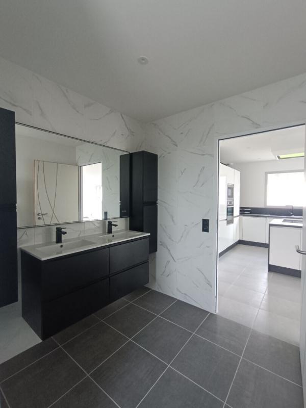 Maison - 107 m² - 4 pièces