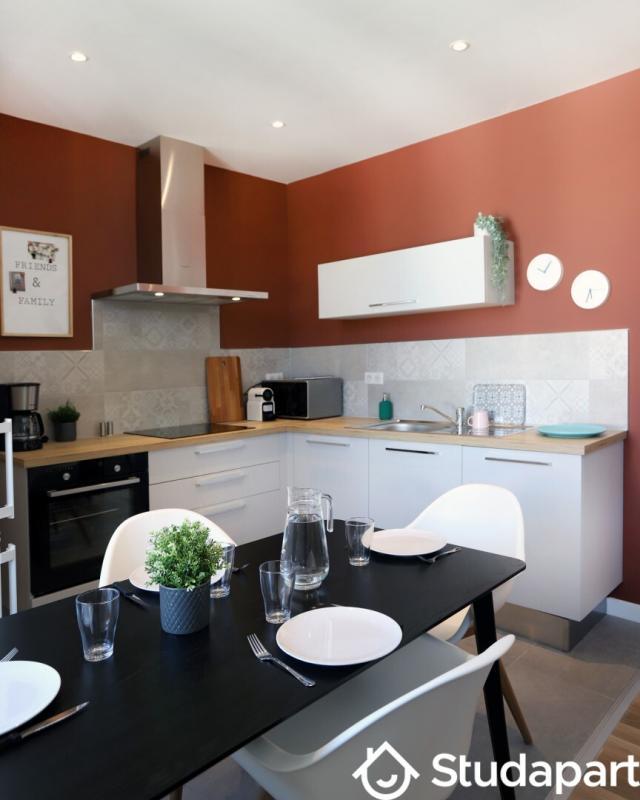 Chambre - 11 m² - 1 pièce