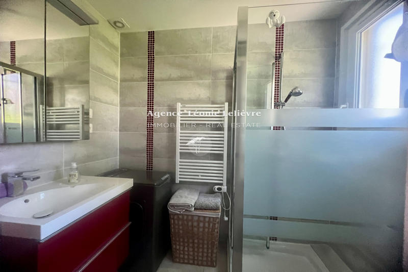 Appartement - 90 m² - 3 pièces