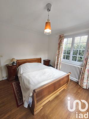 Maison - 137 m² - 6 pièces