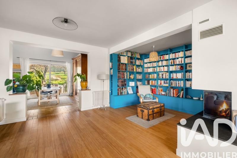 Maison - 228 m² - 7 pièces