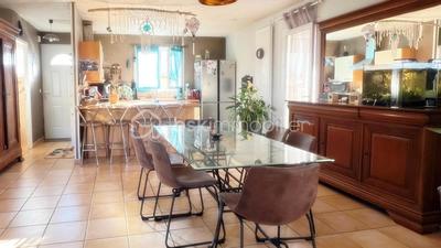 Maison traditionnelle - 108 m² - 5 pièces