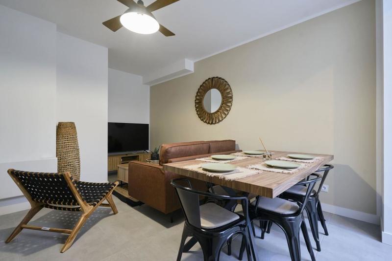 Maison - 101 m² - 6 pièces