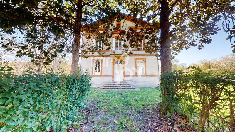 Maison - 178 m² - 7 pièces