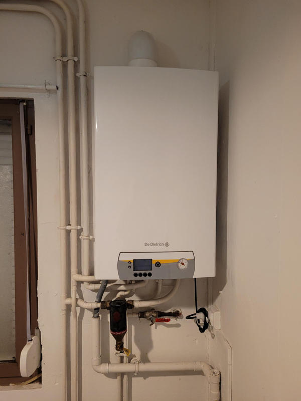 Maison - 96 m² - 5 pièces