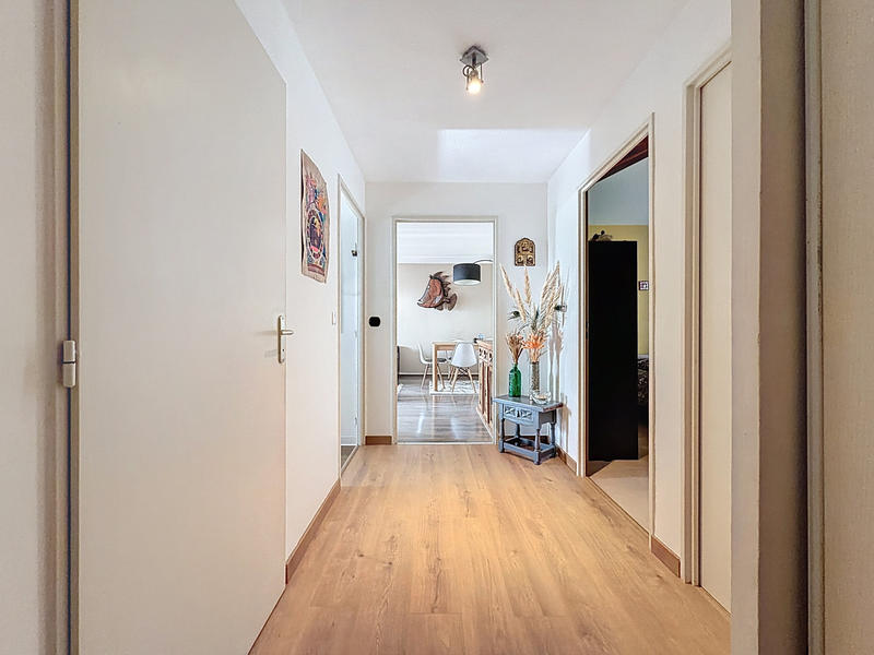 Appartement - 87 m² - 5 pièces