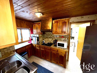 Maison - 350 m² - 7 pièces