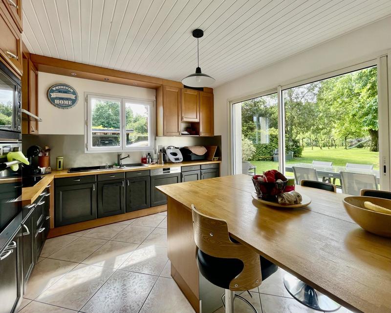 Villa - 168 m² - 5 pièces