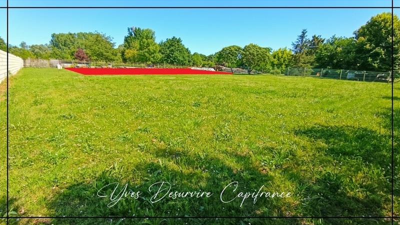 Terrain constructible - 930 m²