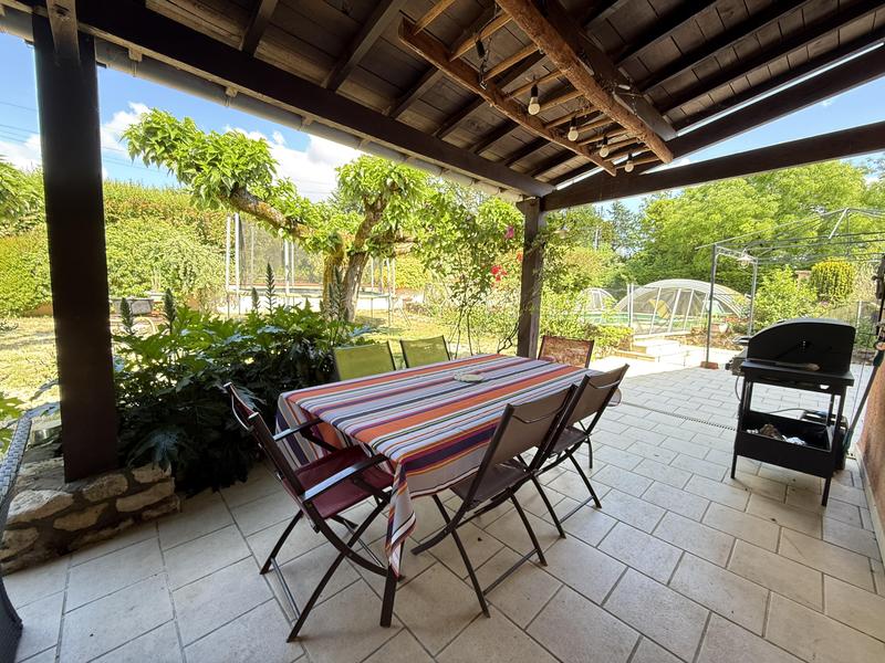 Maison - 195 m² - 7 pièces