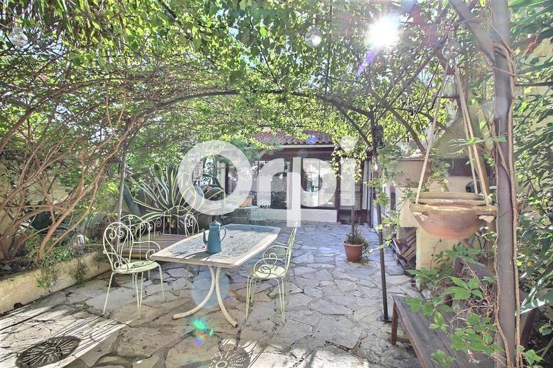 Maison - 162 m² - 6 pièces