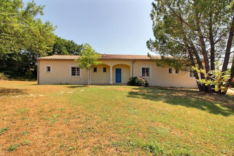 Maison - 196 m² - 7 pièces