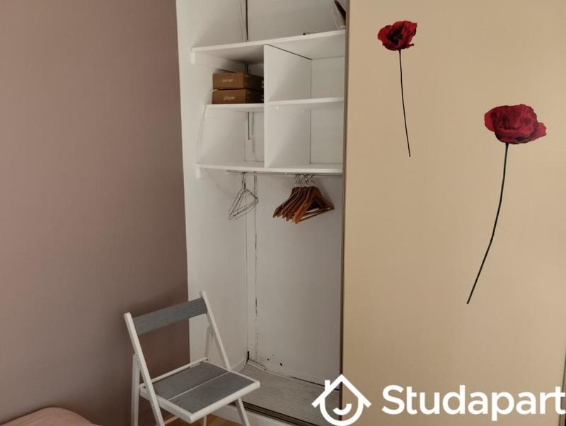 Chambre - 14 m² - 1 pièce