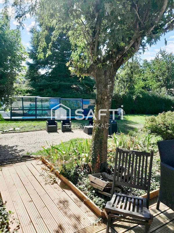 Maison - 144 m² - 6 pièces