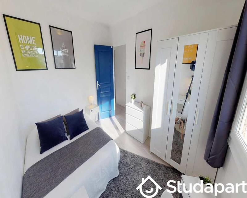 Chambre - 60 m² - 1 pièce