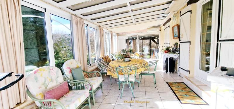 Maison - 226 m² - 10 pièces