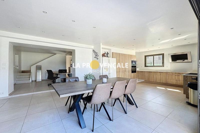 Villa - 119 m² - 5 pièces