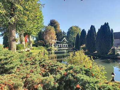 Maison - 365 m² - 15 pièces