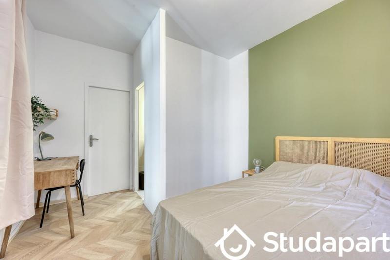 Chambre - 9 m² - 1 pièce