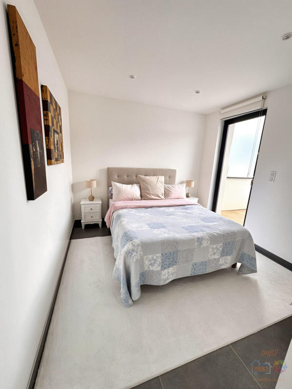 Maison contemporaine - 210 m² - 7 pièces