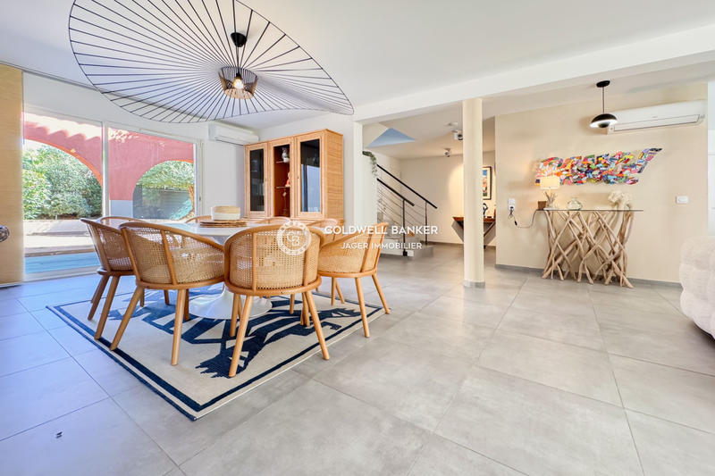 Villa - 181 m² - 5 pièces