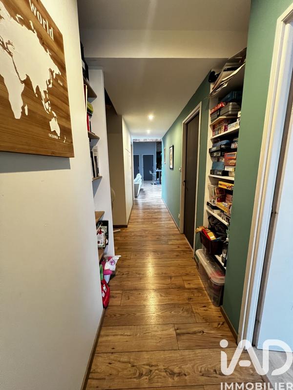 Loft - 130 m² - 4 pièces