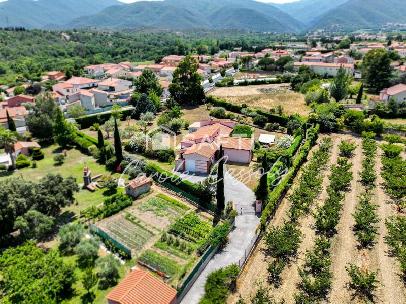 Maison - 190 m² - 5 pièces