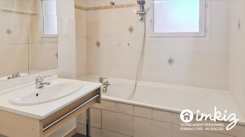 Appartement - 80 m² - 4 pièces