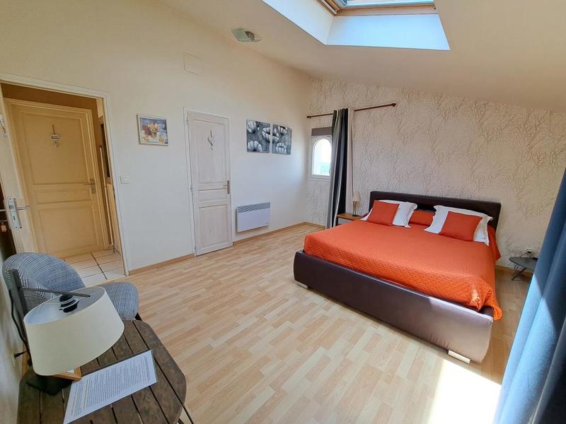 Propriété - 250 m² - 8 pièces