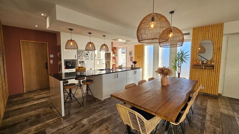 Maison - 172 m² - 7 pièces