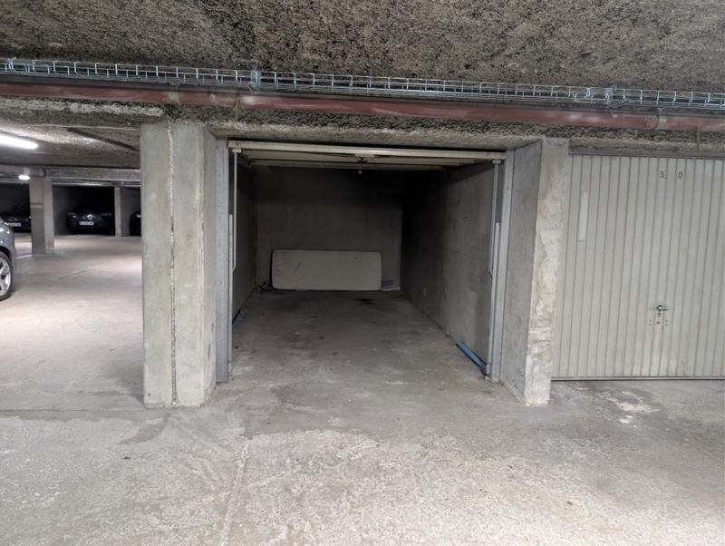 Garage - 12 m²