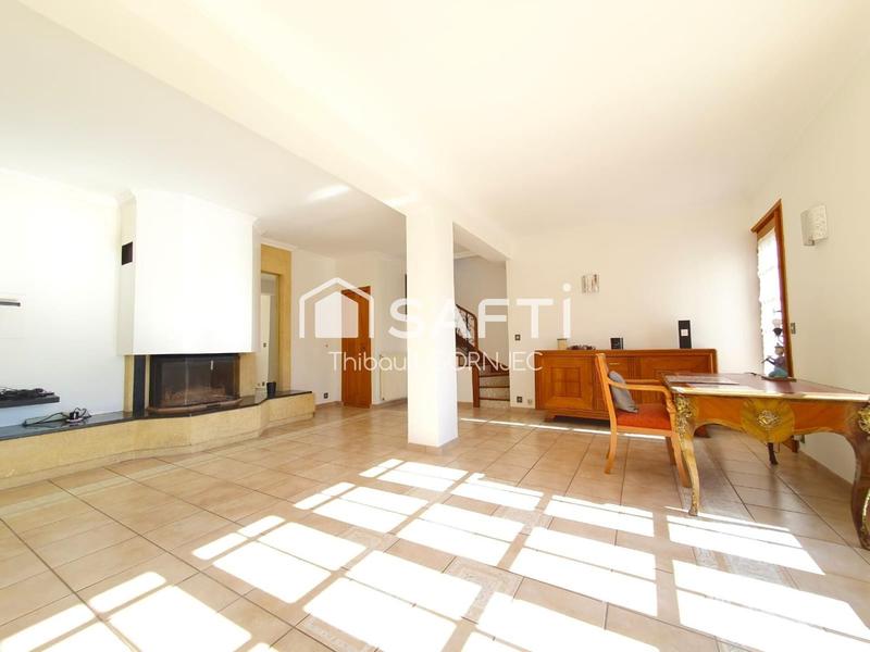 Maison - 170 m² - 7 pièces