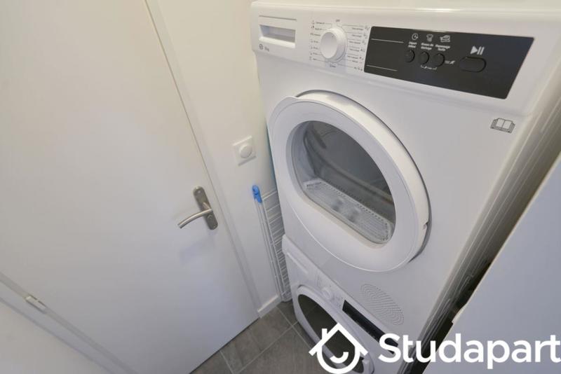 Chambre - 12 m² - 1 pièce