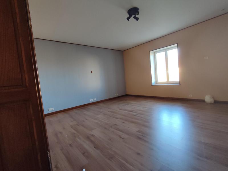 Maison - 198 m² - 7 pièces
