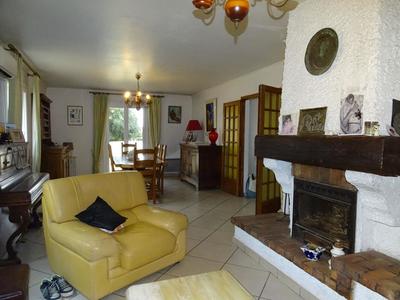 Maison - 111 m² - 4 pièces