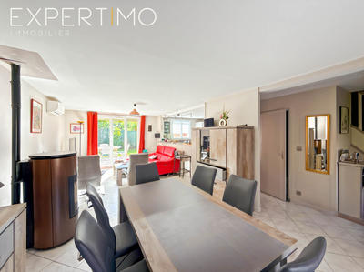 Maison - 104 m² - 5 pièces