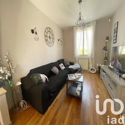 Maison - 80 m² - 5 pièces