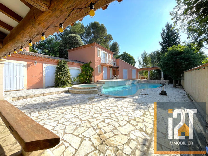 Villa - 173 m² - 7 pièces