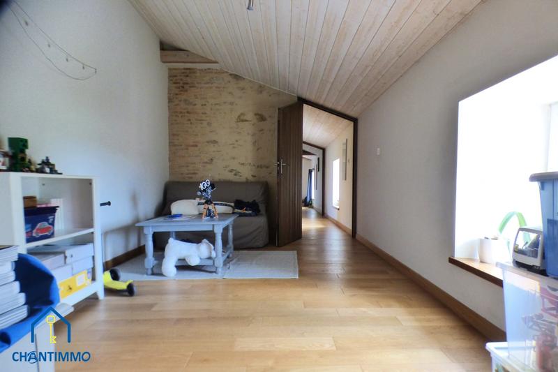 Maison - 267 m² - 7 pièces