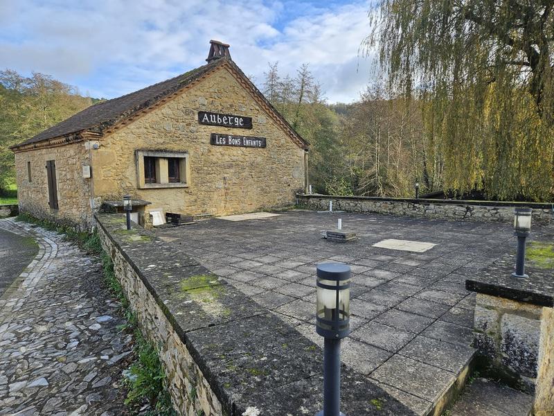 Fonds de commerce - 160 m²