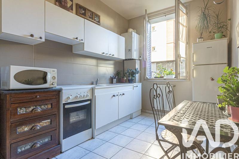 Appartement - 60 m² - 2 pièces