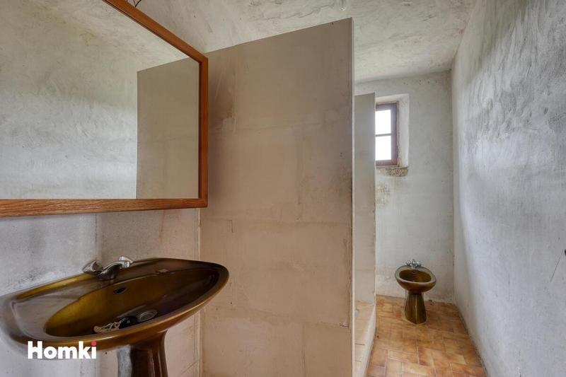 Maison - 200 m² - 5 pièces