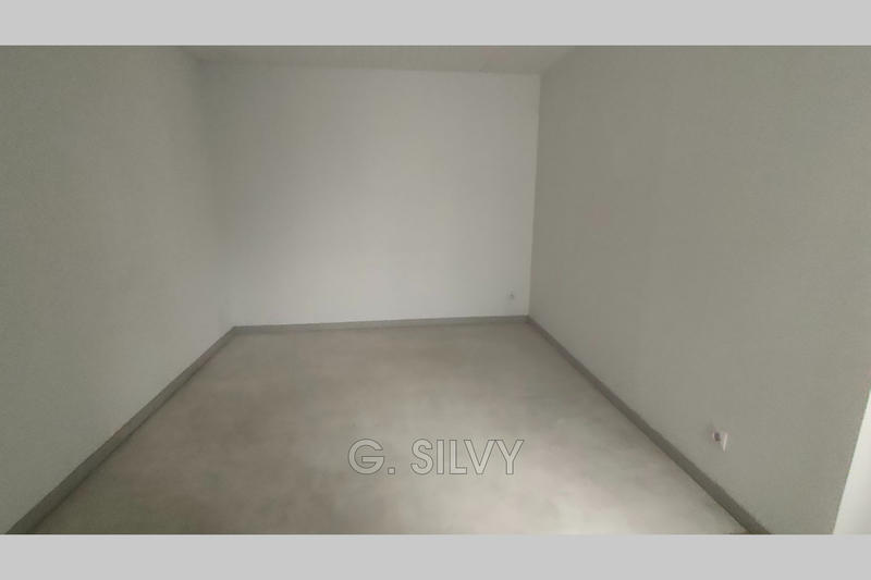 Local commercial - 68 m²