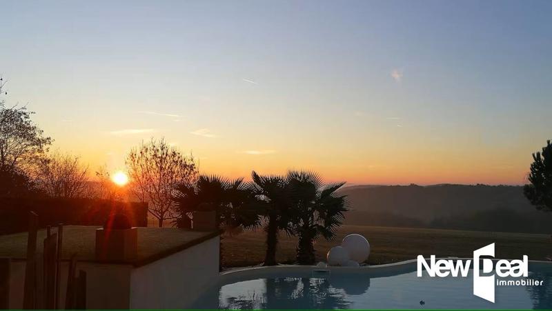 Villa - 171 m² - 6 pièces