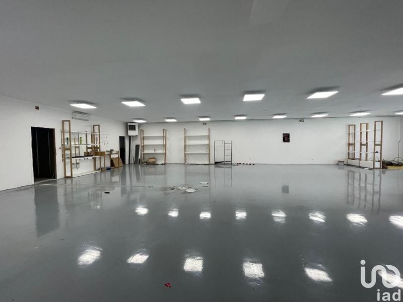 Local commercial - 552 m²