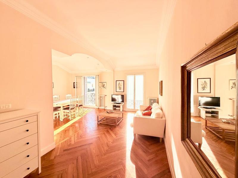 Appartement - 87 m² - 3 pièces